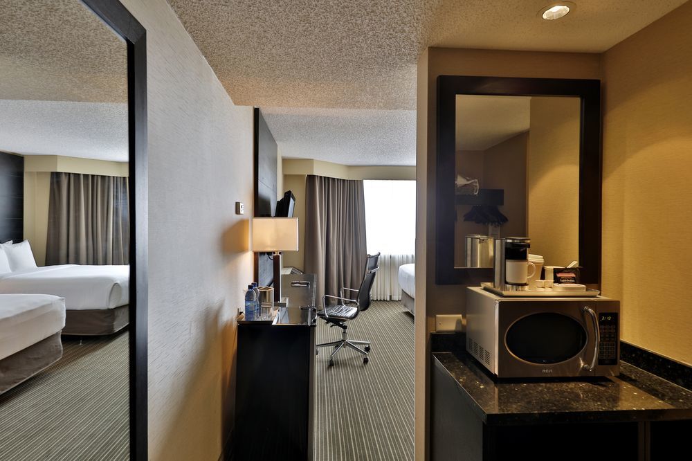 Edmonton Hotel & Convention Center Edmonton Luaran gambar