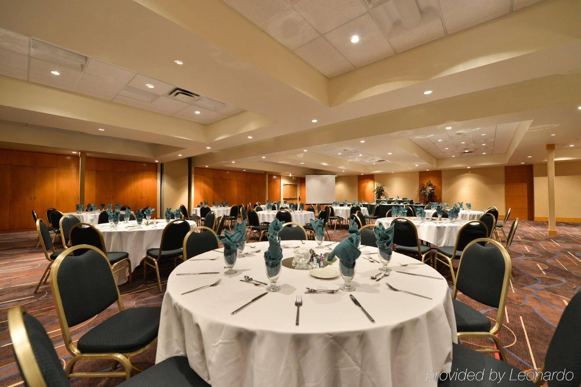 Edmonton Hotel & Convention Center Edmonton Luaran gambar