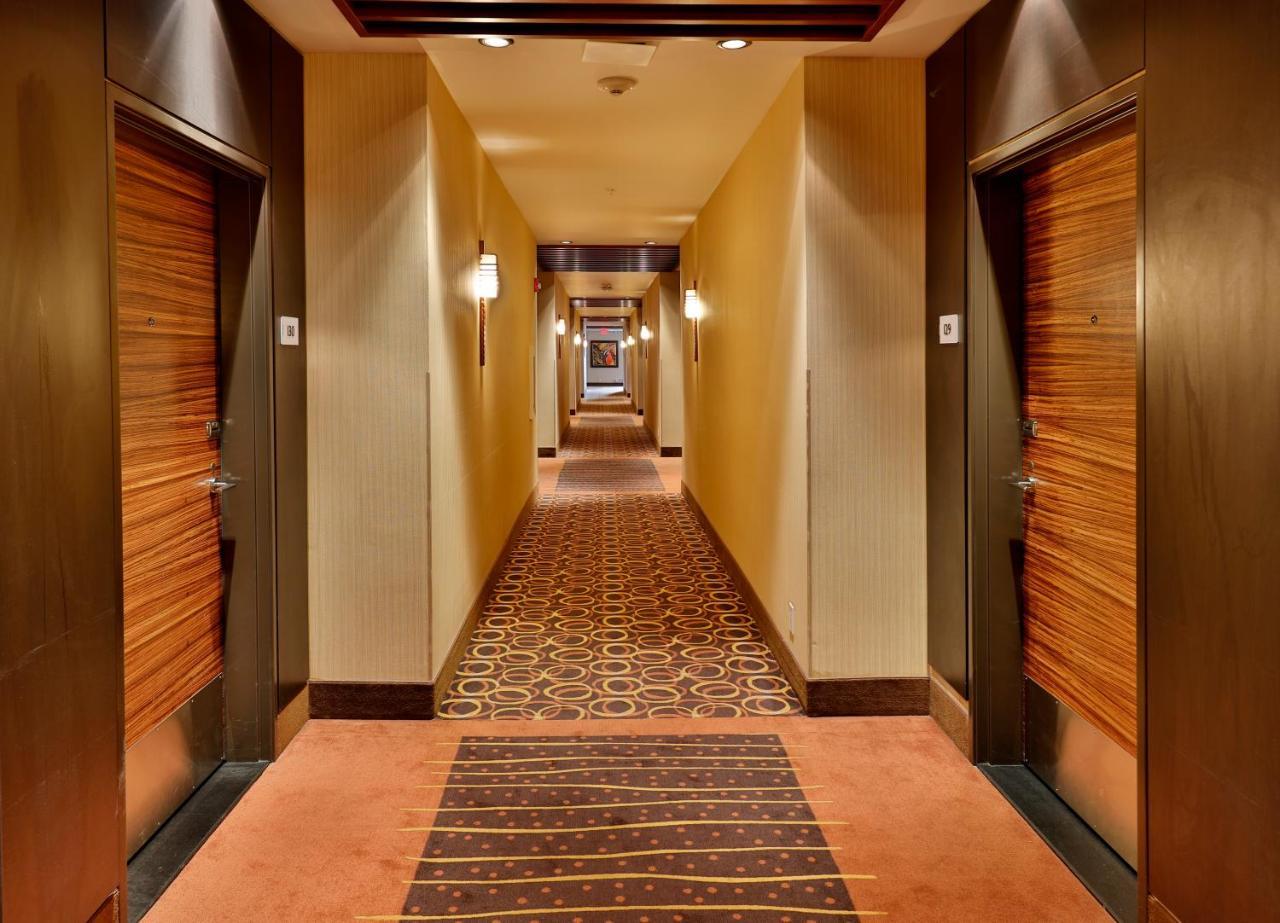Edmonton Hotel & Convention Center Edmonton Luaran gambar